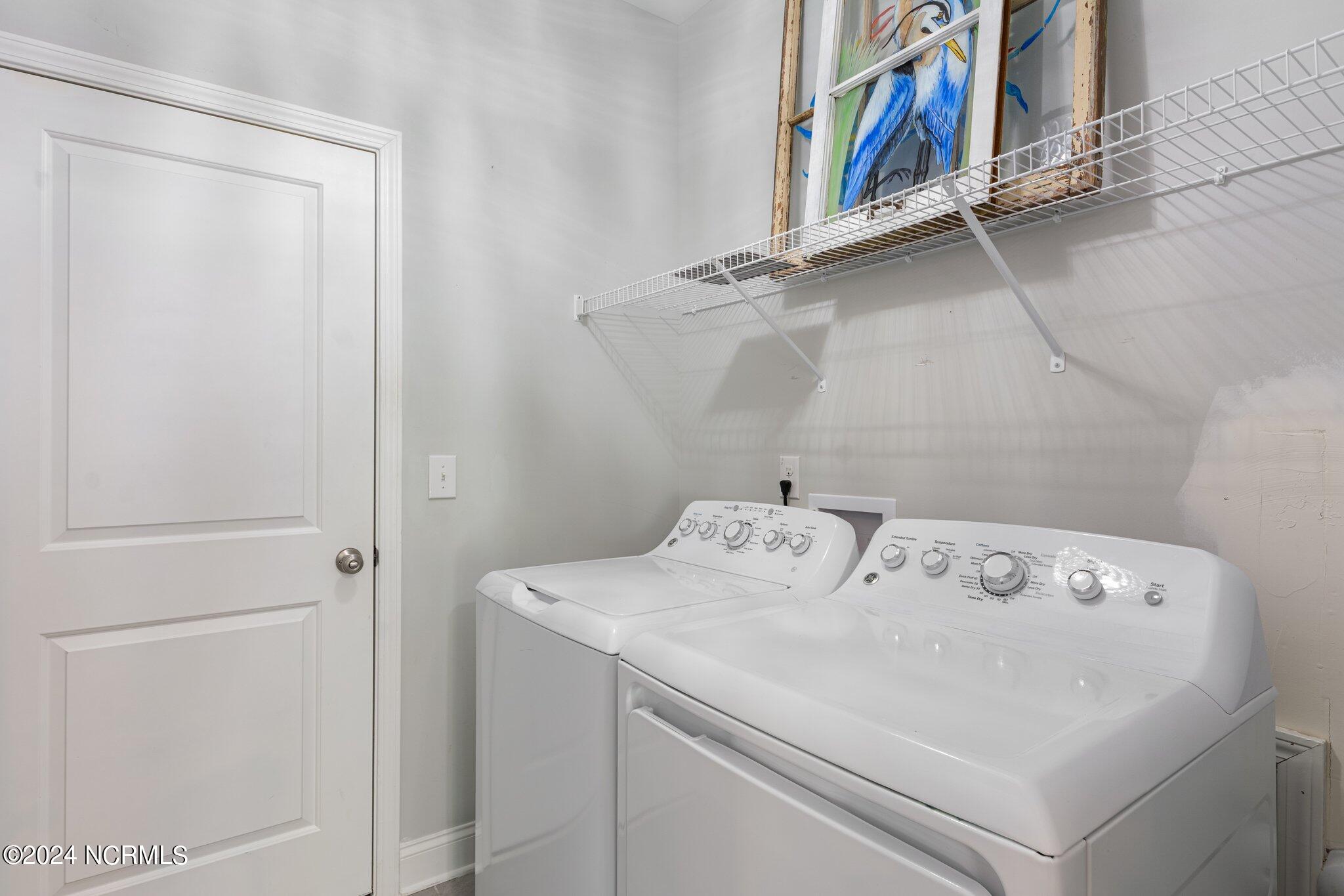 Wilmington, North Carolina 28409, United States, 4 Bedrooms Bedrooms, ,4 BathroomsBathrooms,Residential,Active,63481