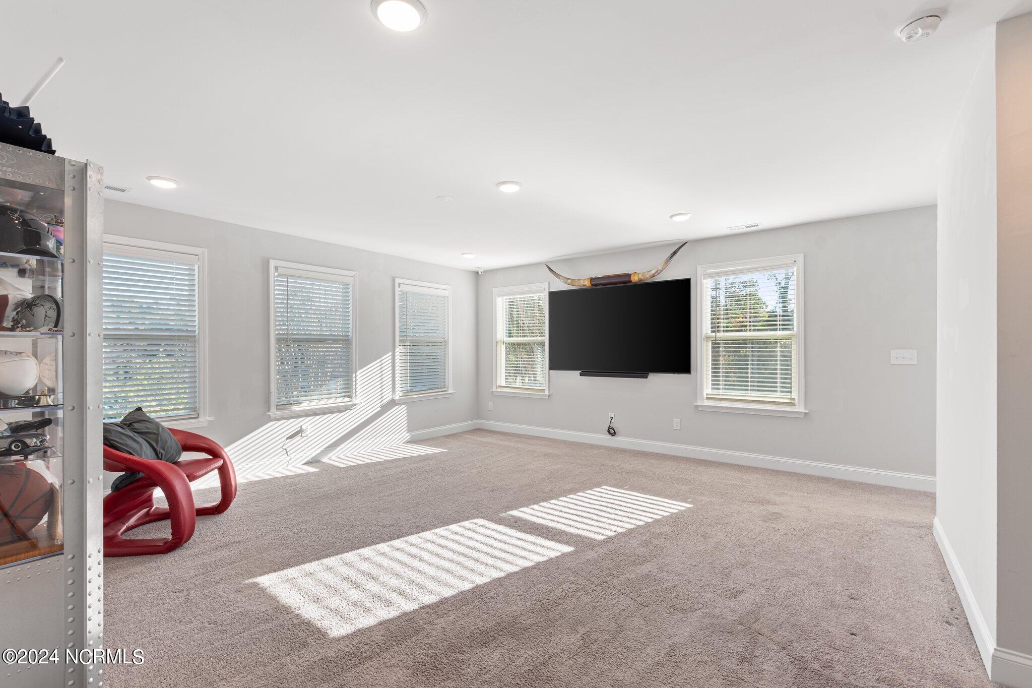 Wilmington, North Carolina 28409, United States, 4 Bedrooms Bedrooms, ,4 BathroomsBathrooms,Residential,Active,63481