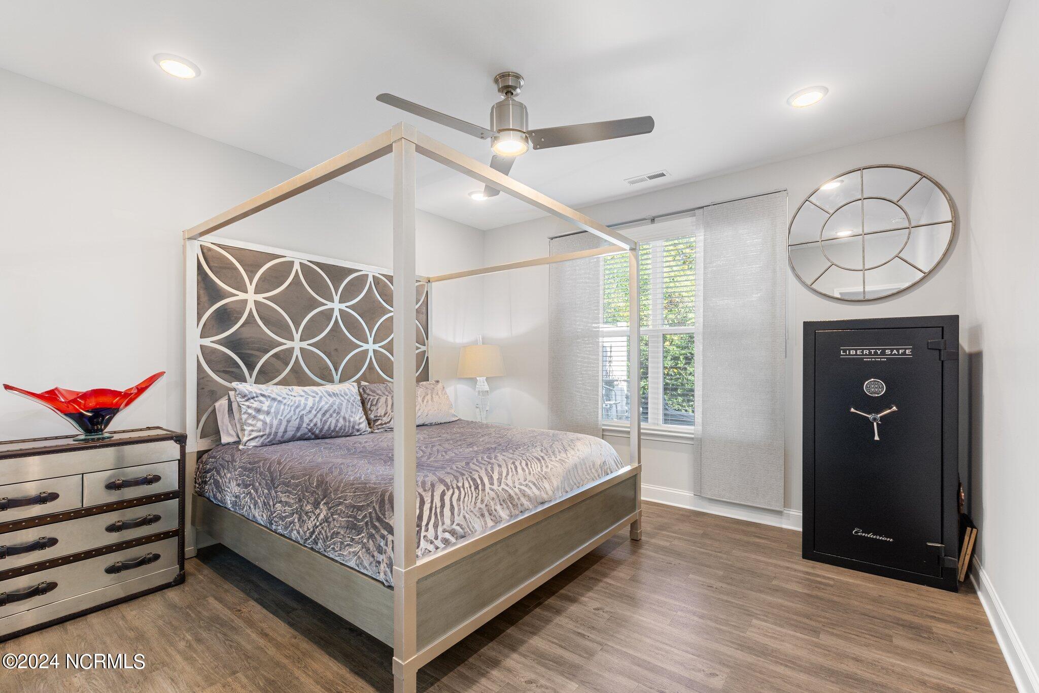 Wilmington, North Carolina 28409, United States, 4 Bedrooms Bedrooms, ,4 BathroomsBathrooms,Residential,Active,63481