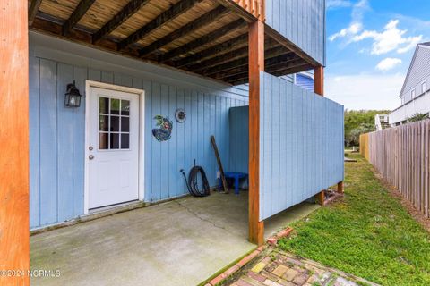 A home in North Topsail Beach