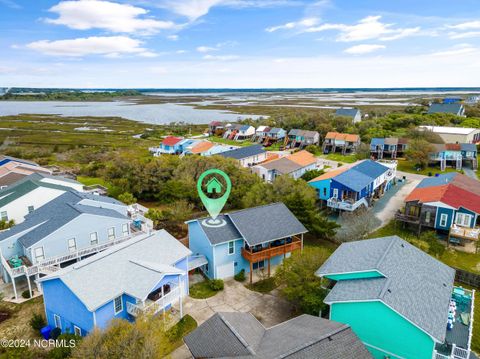 A home in North Topsail Beach