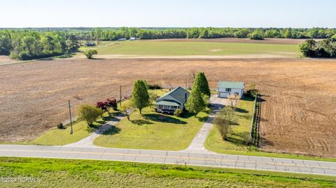 Single Family Residence in Newton Grove NC 4620 Roanoke Road.jpg