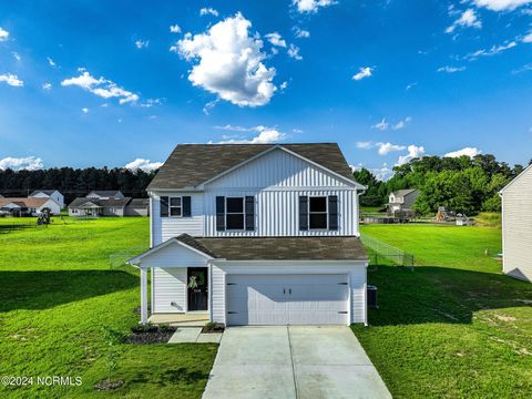 Single Family Residence in Kinston NC 2118 Carriage Drive.jpg