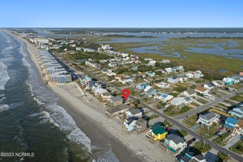 A home in North Topsail Beach