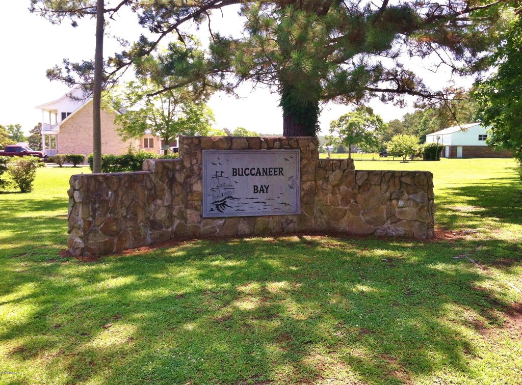 Photo of 1311 Blackbeard Drive, Oriental, NC 28571 (MLS # 100221866)