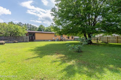 Manufactured Home in Sneads Ferry NC 100 Maplecrest Way 41.jpg