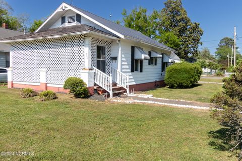 Single Family Residence in Elizabeth City NC 1306 Herrington Road.jpg