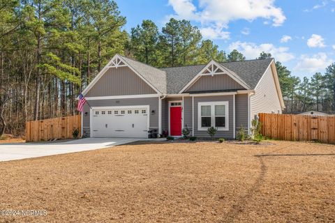 Single Family Residence in Vass NC 1825 Lakebay Road.jpg