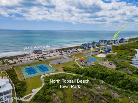 A home in North Topsail Beach