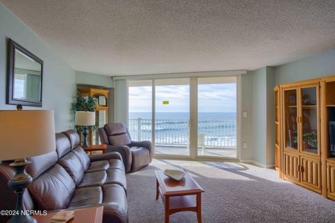 A home in North Topsail Beach