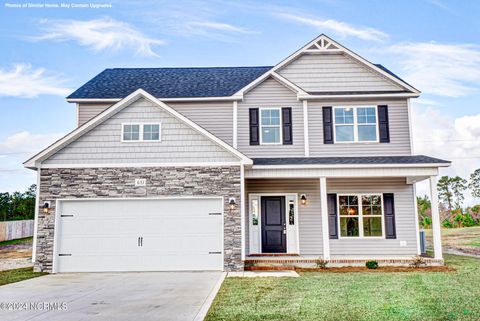 Single Family Residence in Hubert NC 841 Cooke Drive.jpg