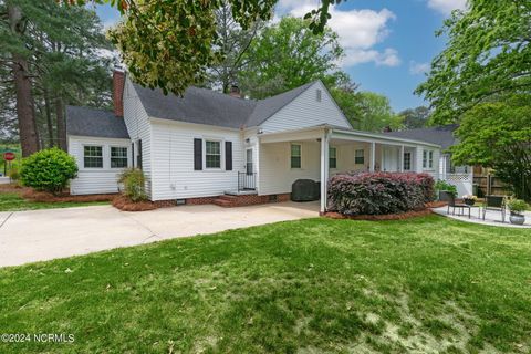 Single Family Residence in Wilson NC 1600 Highland Drive 8.jpg