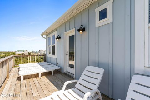 A home in North Topsail Beach