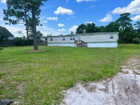 Manufactured Home in Hubert NC 118 Queens Street.jpg