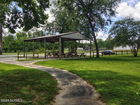 Single Family Residence in Pollocksville NC 104 Barrus Street 42.jpg