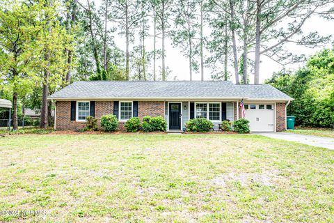 Single Family Residence in Wilmington NC 317 Ashford Avenue.jpg