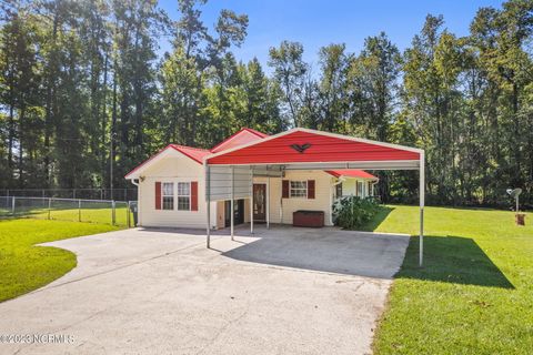 A home in Lake Waccamaw