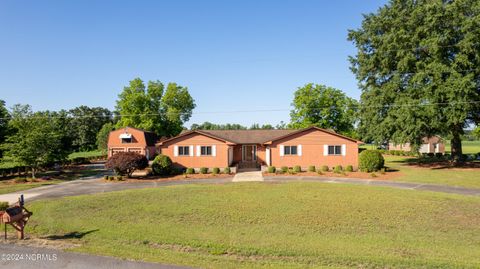 Single Family Residence in Newton Grove NC 209 Bizzell Street.jpg