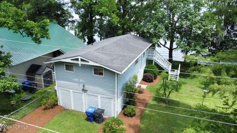 A home in Lake Waccamaw