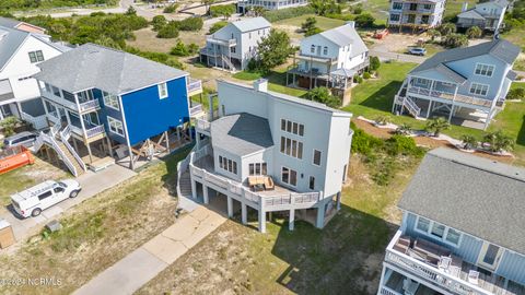 A home in Oak Island