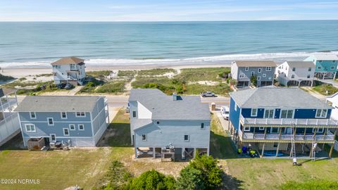 A home in Oak Island