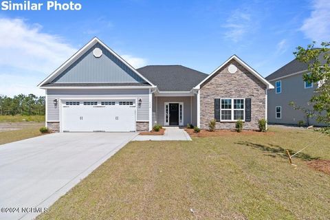 A home in Sneads Ferry