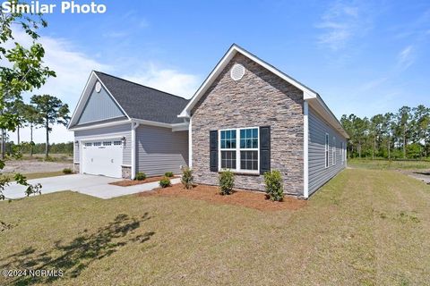 A home in Sneads Ferry