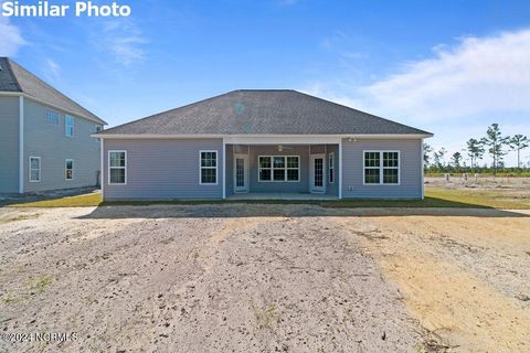 A home in Sneads Ferry