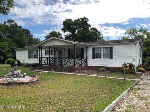 A home in Sneads Ferry