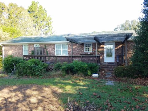 A home in Kinston