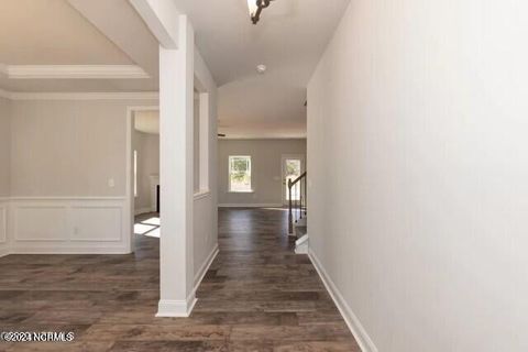 Single Family Residence in New Bern NC 2119 Caracara Drive 3.jpg