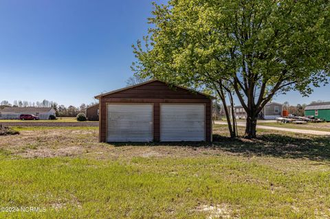 Single Family Residence in Pikeville NC 368 Big Daddys Road 4.jpg