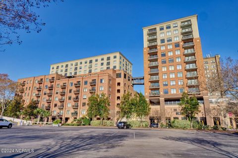 Condominium in Wilmington NC 240 Water Street.jpg