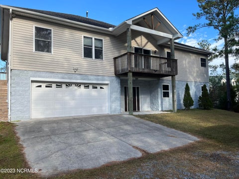 Featured picture for the property 100414279