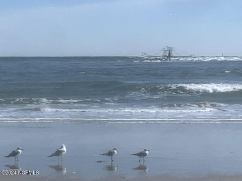 A home in North Topsail Beach