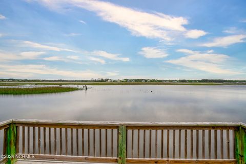 A home in Oak Island