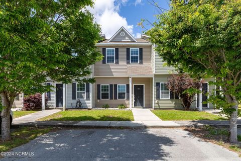 Townhouse in Hubert NC 310 -5 Burley Drive.jpg