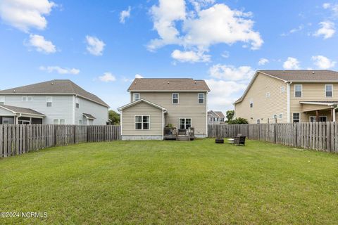 Single Family Residence in Cedar Point NC 104 Abaco Drive 36.jpg