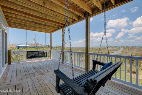 A home in North Topsail Beach