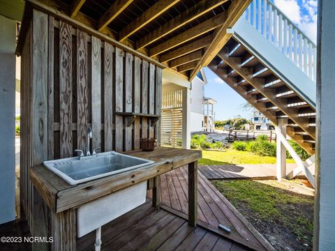 A home in North Topsail Beach