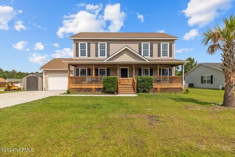 Single Family Residence in Hubert NC 204 Michel Court.jpg