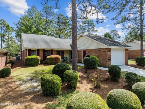 Single Family Residence in Pinehurst NC 560 Pinehurst Trace Drive.jpg