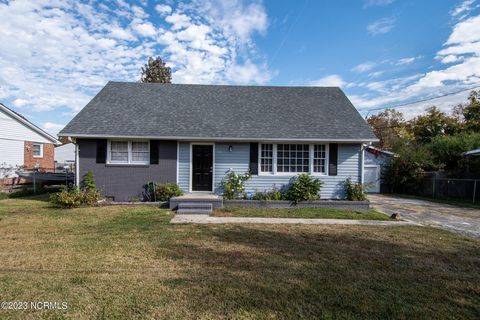 Single Family Residence in Jacksonville NC 104 Tower Drive.jpg