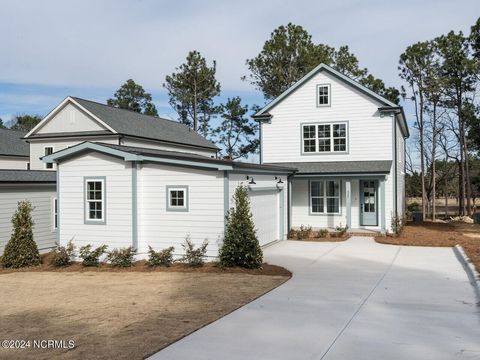 Single Family Residence in Southern Pines NC 327 Braden Road.jpg