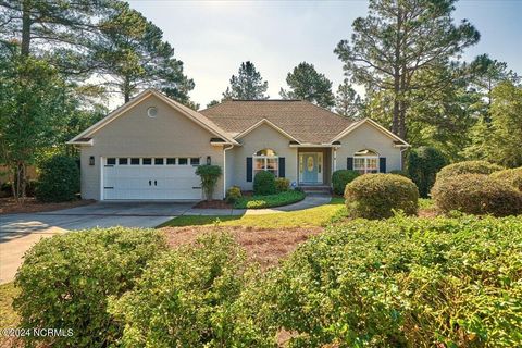 Single Family Residence in Pinehurst NC 4 Sugar Pine Drive.jpg
