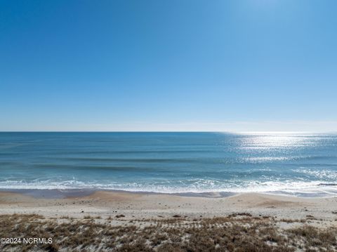 A home in North Topsail Beach