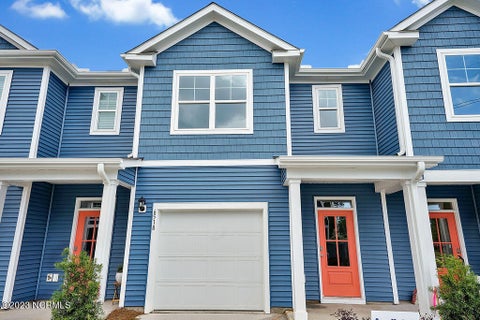 Featured picture for the property 100408478