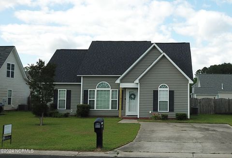 Single Family Residence in Greenville NC 1812 Penncross Drive.jpg