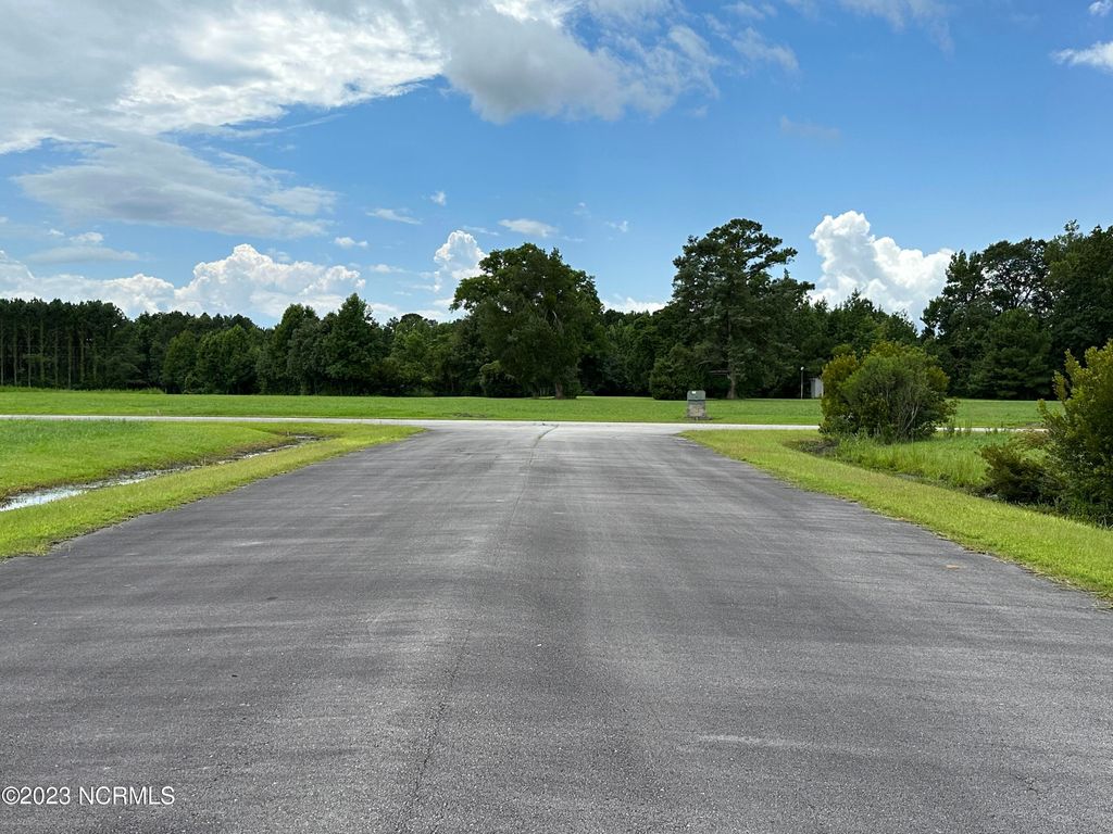Photo of 11 Canal Drive, Belhaven, NC 27810 (MLS # 100441561)