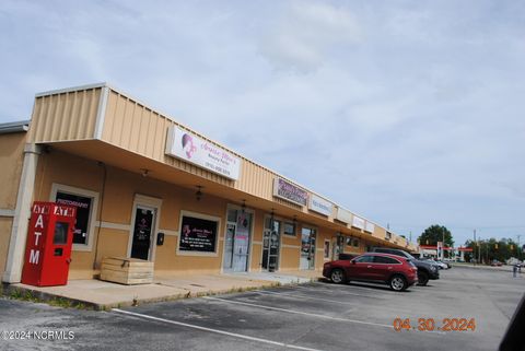 Mixed Use in Jacksonville NC 334-354 Henderson Drive 1.jpg